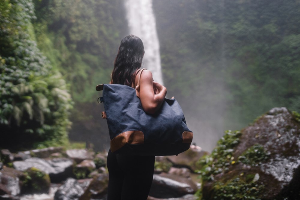 Impact AWARE™ 16 oz. rCanvas große Wochenendtasche